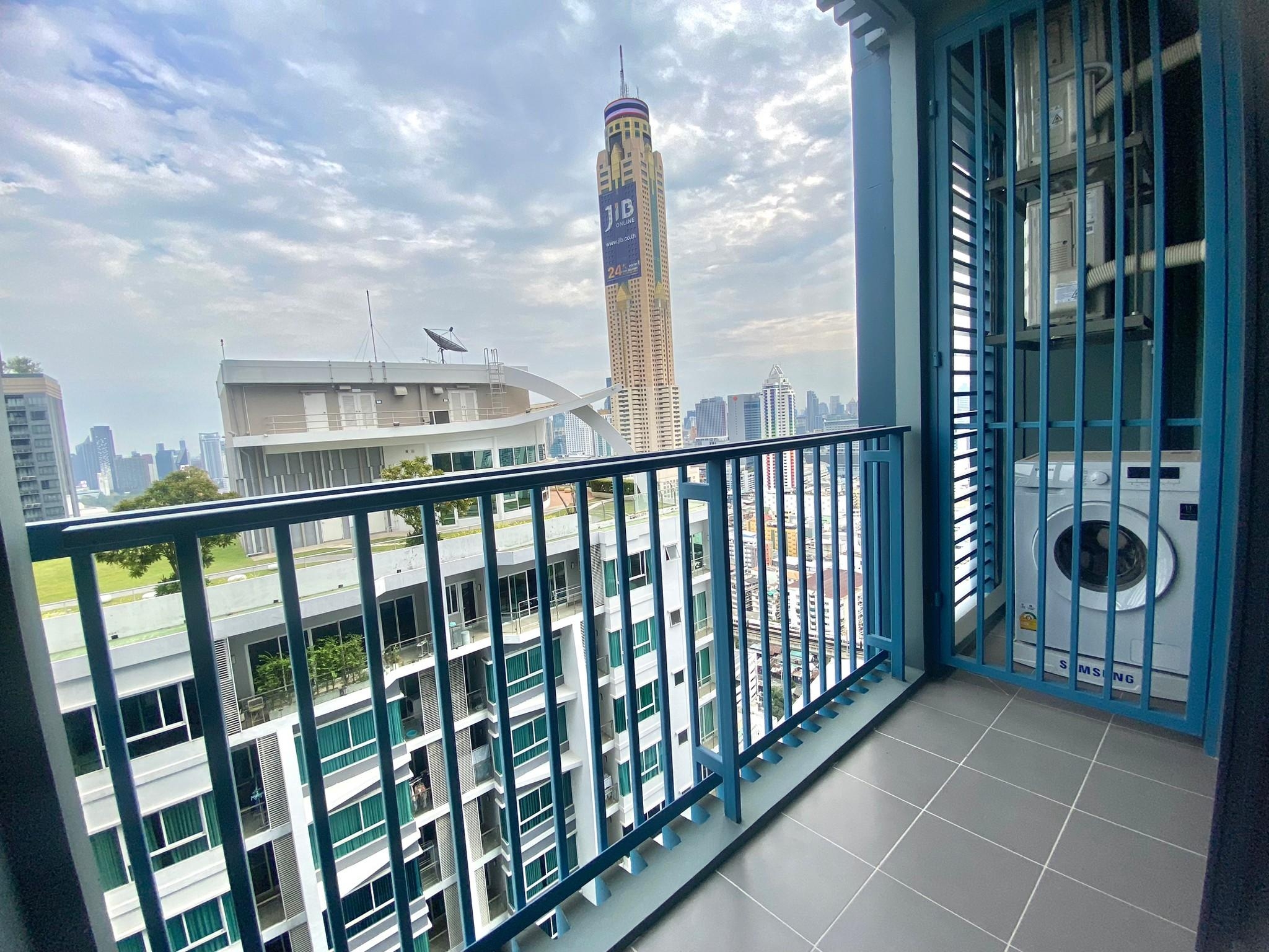 1BR Condo at XT Phayathai photo 4