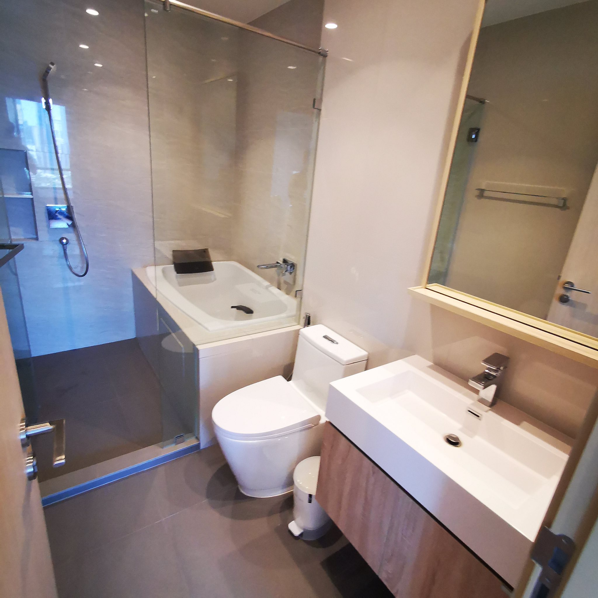 MARU Ekkamai 2 | 2 Bedrooms for Rent photo 4