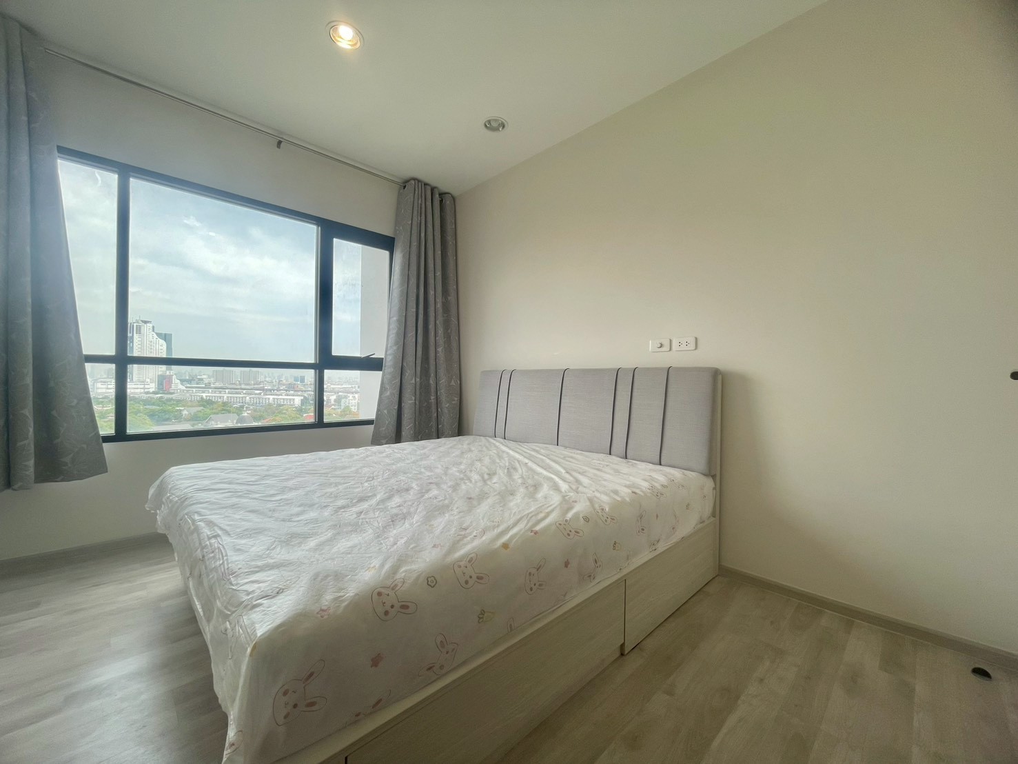 Niche Mono Mega Space Bangna | 2 Bedrooms for Rent photo 9