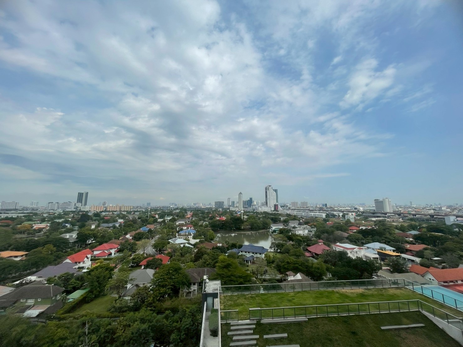 Niche Mono Mega Space Bangna | 2 Bedrooms for Rent photo 4
