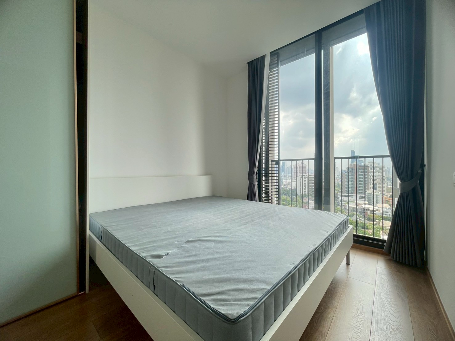 Noble BE33 | 3 Bedrooms for Rent or Sale photo 9