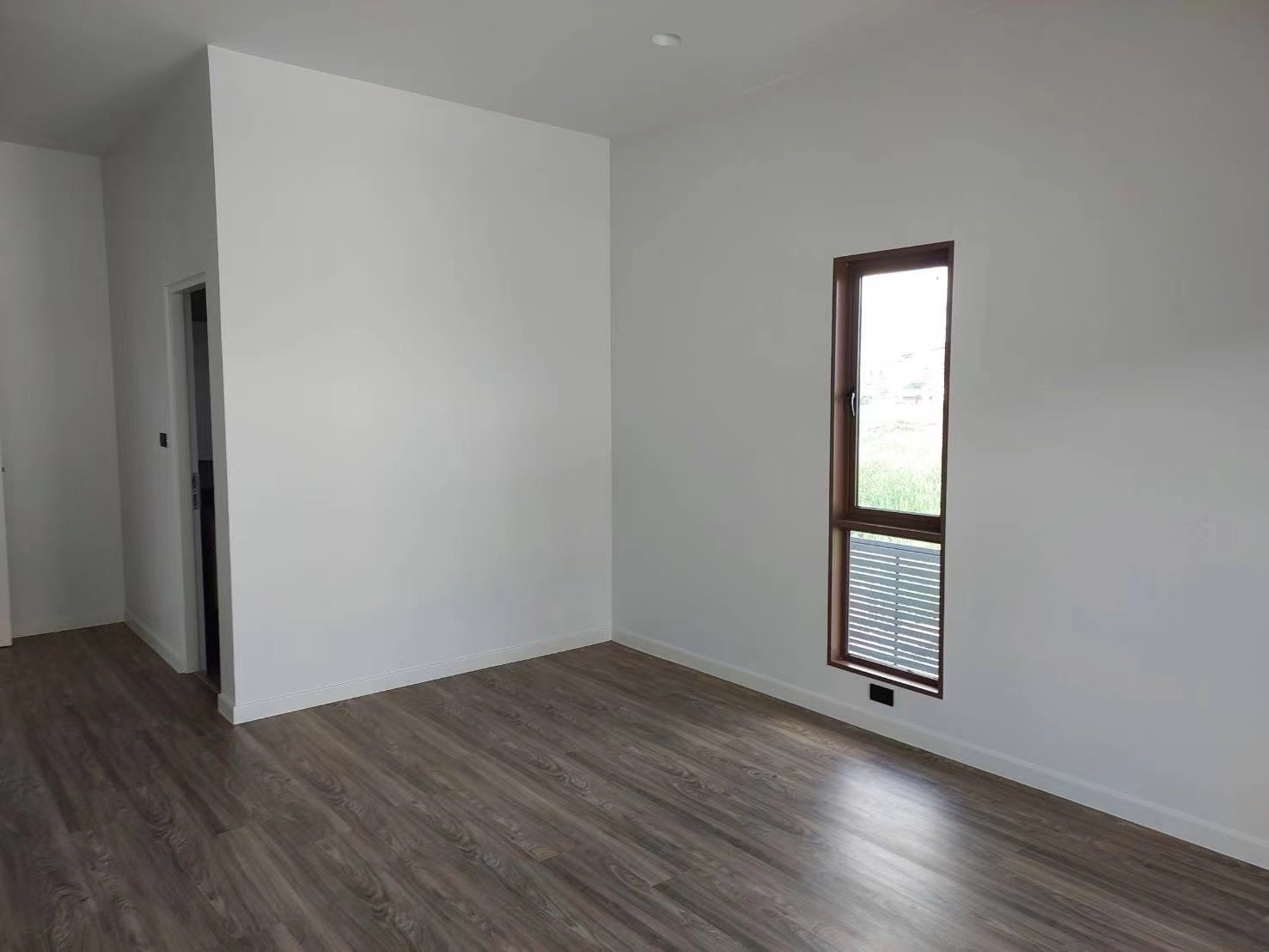 Burasiri Krungthep Kreetha | 4 Bedrooms for Sale photo 4