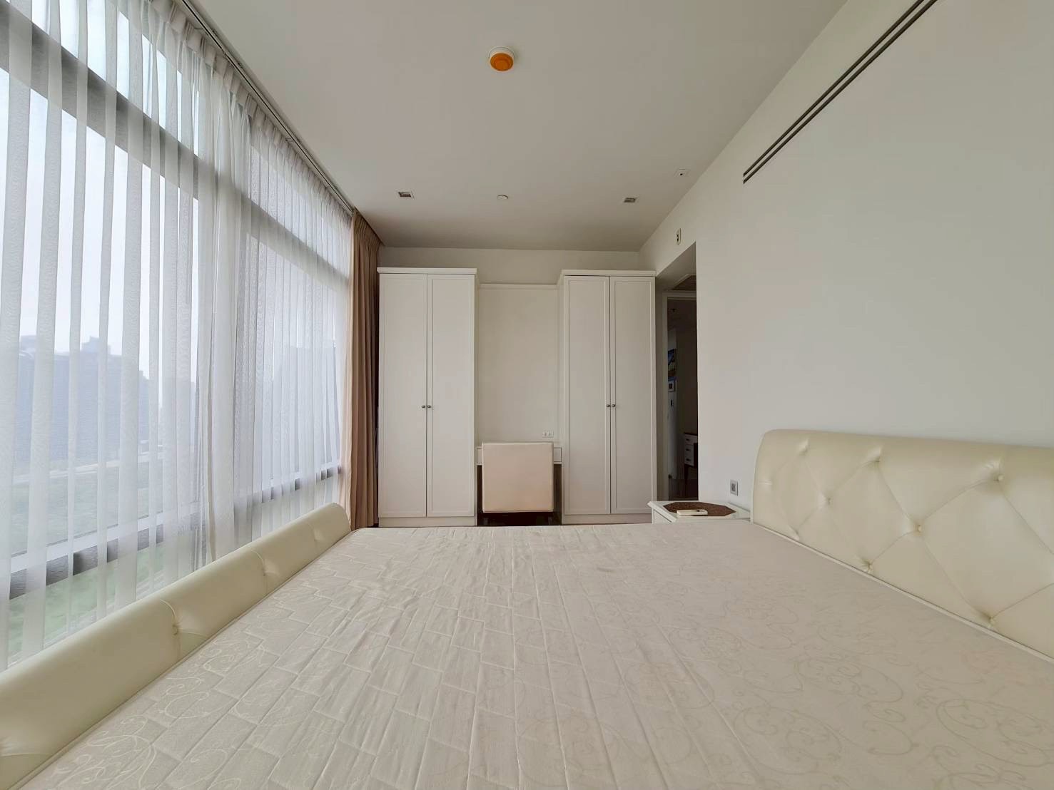 Circle Living Prototype | 2 Bedrooms for Sale photo 15
