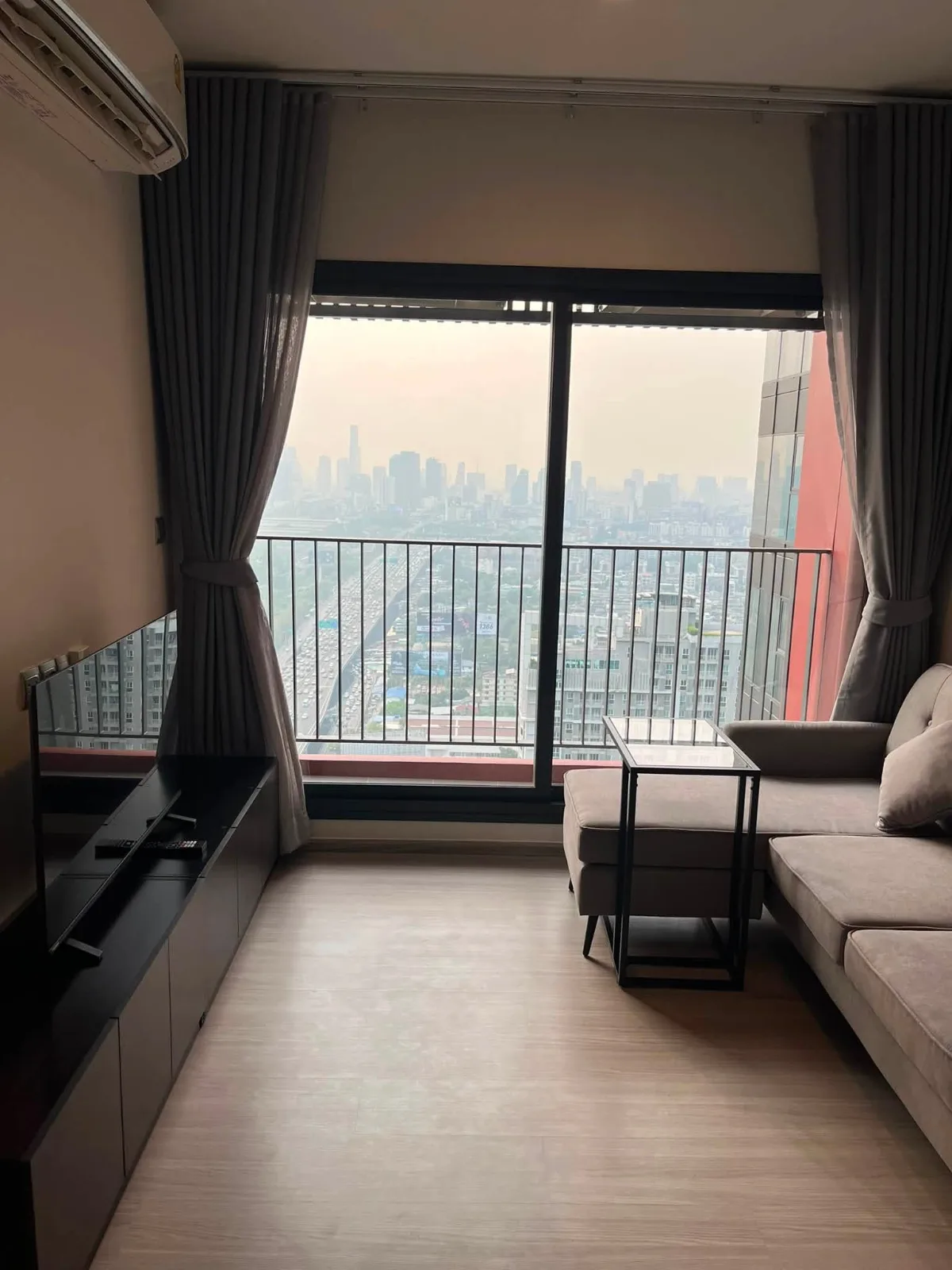 Life Asoke Hype | 1 Bedroom for Rent photo 5